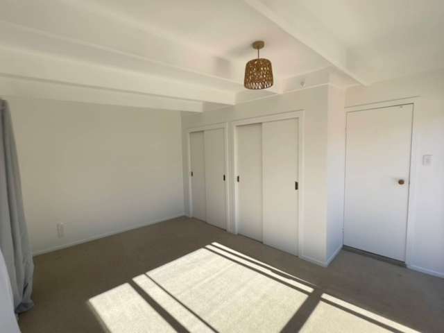 8a Melanie Place Orewa_1