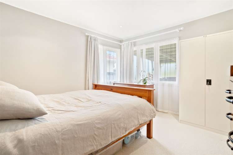 31 Vodanovich Road Te Atatu South_14