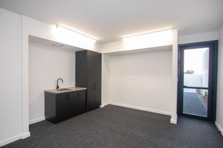 13 Mona Square Ashburton_15