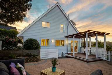 1 Anaheim Place_2