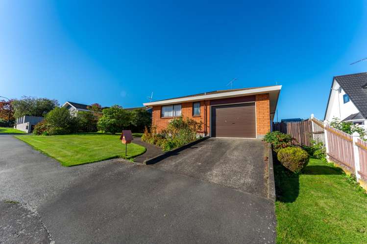 1 Orielton Place Gleniti_18