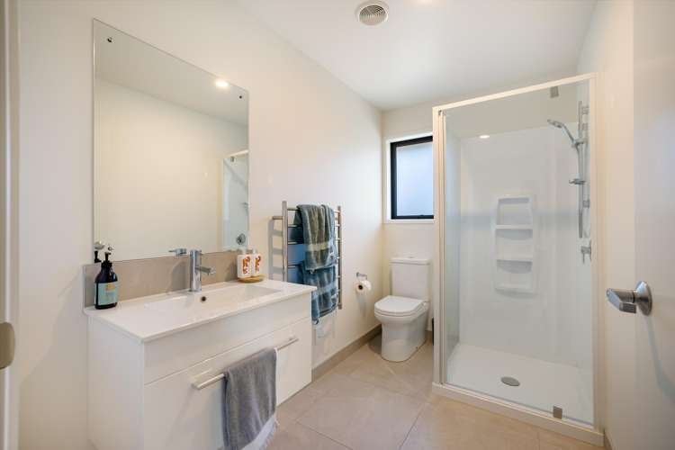 26 Selfe Crescent Burwood_15