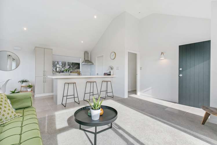 2/47 Birkdale Road Birkdale_4