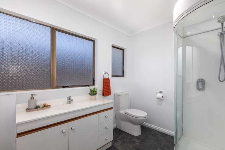 46 David Crescent Karori_17