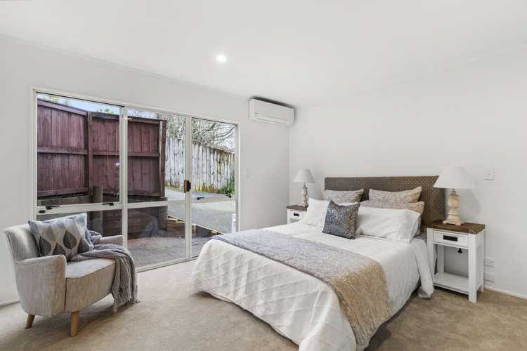 2/893 Beach Road Waiake_10