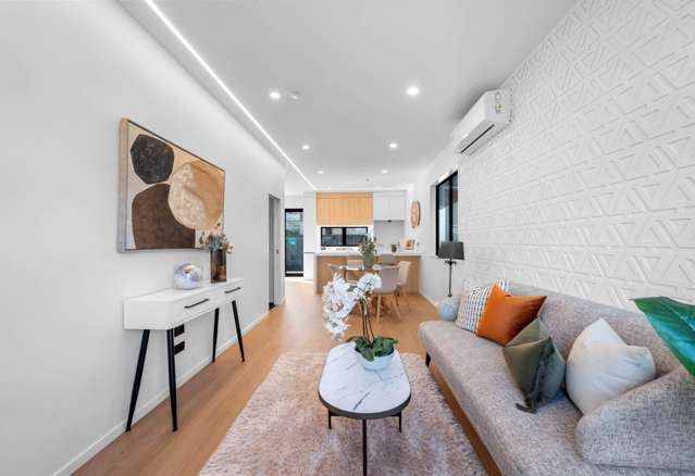 4/32 Bradbury Road Botany Downs_3