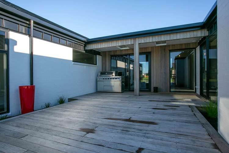 22 Alan Livingston Drive Cambridge_22