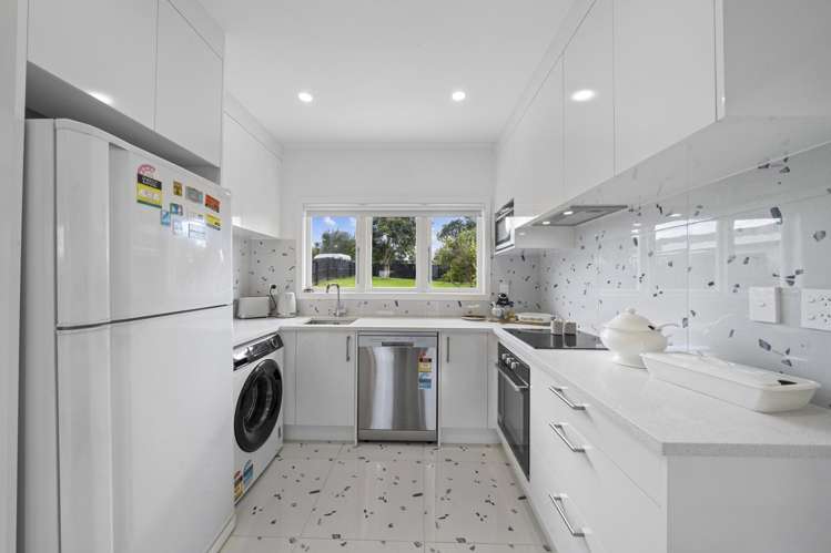 21 Miller Road Mangere Bridge_10