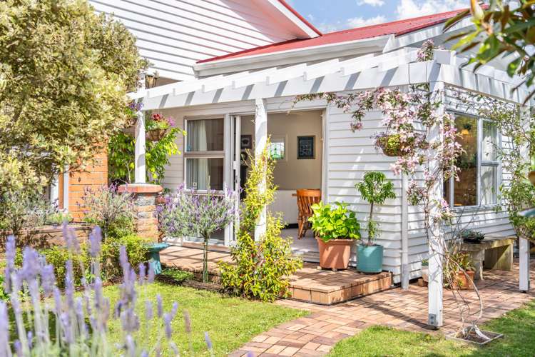 23 Charleston Avenue Boulcott_25