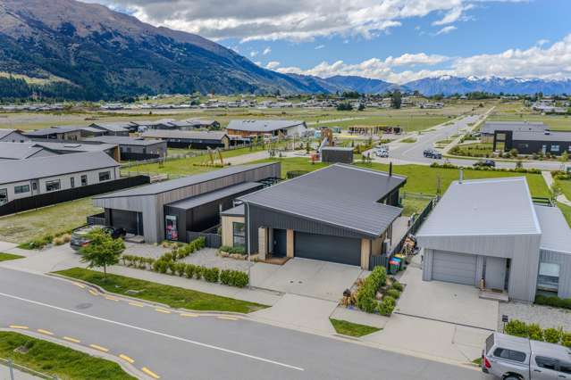 148 Burdon Loop Lake Hawea_4