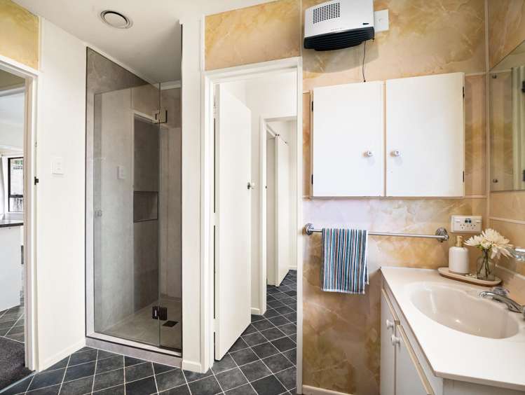 12 Salisbury Road Bradford_14