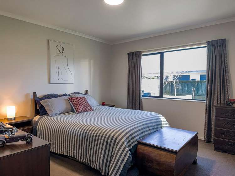 2 Willis Place Renwick_12