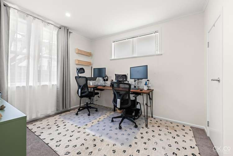 1/1 Saulbrey Grove Woburn_11