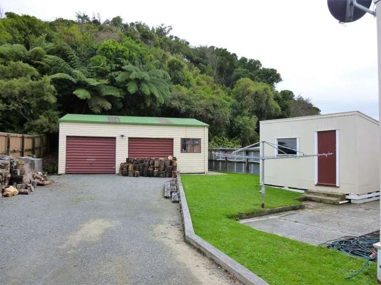 14 Blackmore Street Greymouth_2