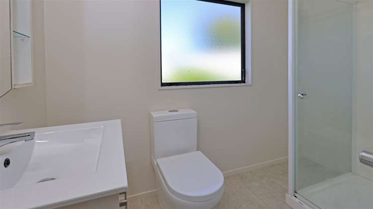 74 Hetherington Road Ranui_15