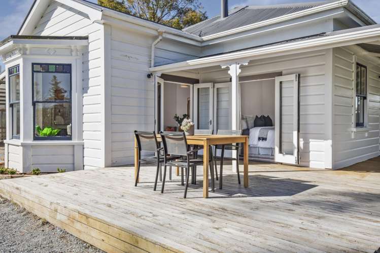 51 Waitohu Valley Road Otaki_11