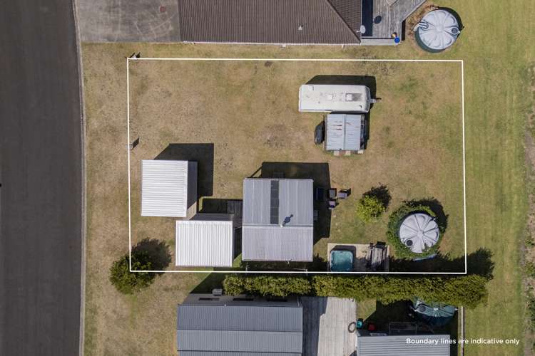 13 Motukorure Parade Cooks Beach_27