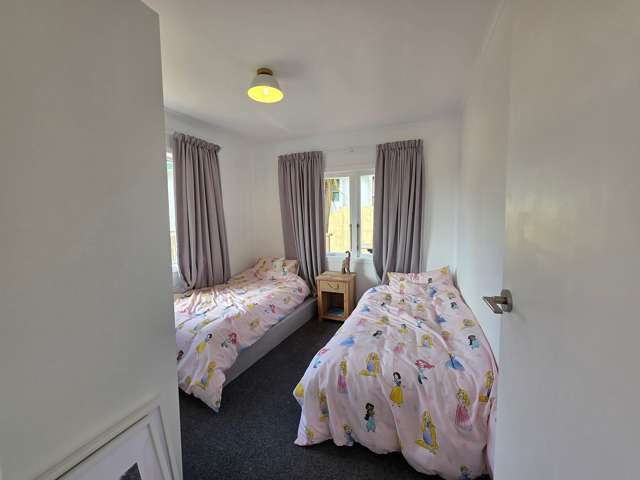 2A Holiday Road Stanmore Bay_4