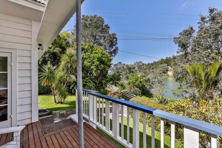 4 Aydon Road Titirangi_27
