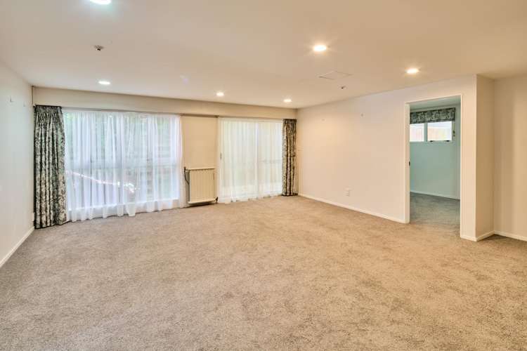 54UG1 Hill Street Thorndon_2