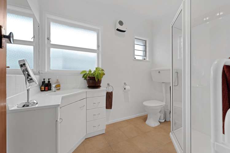 2/39 Aramoana Avenue Devonport_9