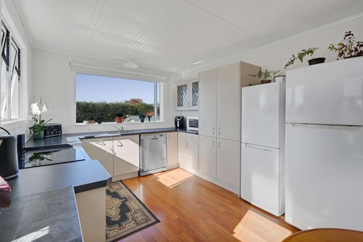 6 Mahoe Street Inglewood_5