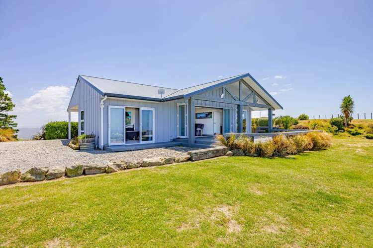 1165 Cooks Tooth Road Porangahau_24