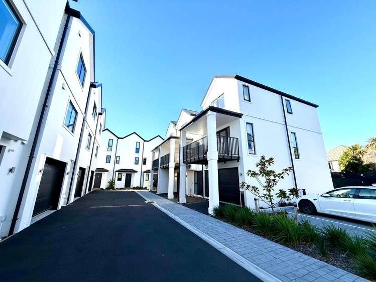  6/3 Ayr Street Riccarton_11