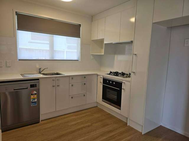 7 Blanes Road Weymouth_3