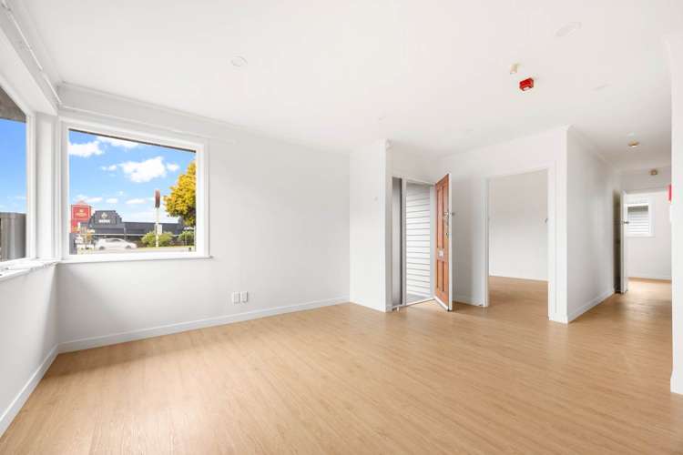 104 Lincoln Road Henderson_3