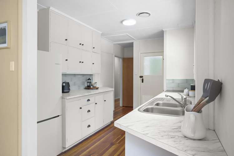 5C Janet Frame Way Whitemans Valley_20