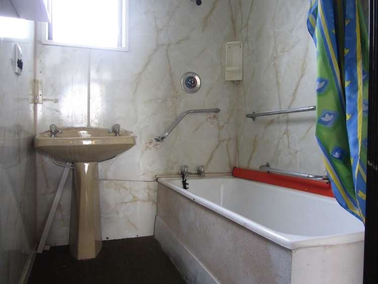 52 Oldham Street Orepuki_9