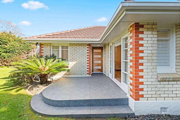 25 Youngs Road Papakura_1