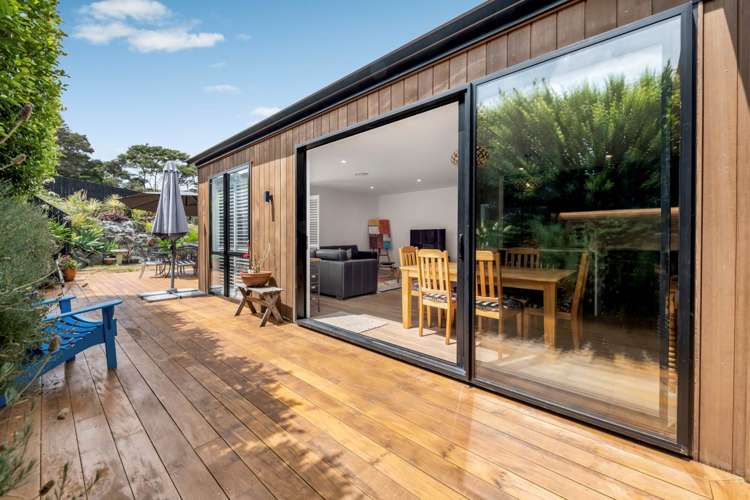 18 Arthur Wright Place Maraetai_13