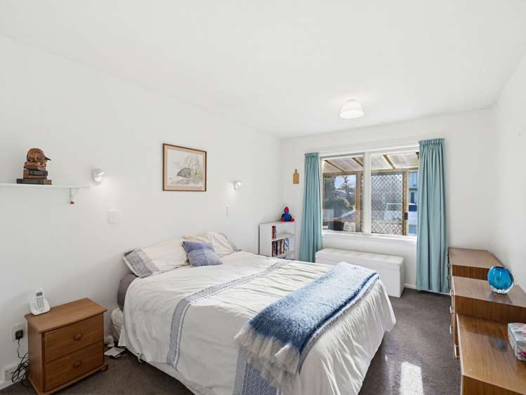 2/9 Lombard Place Avonhead_14