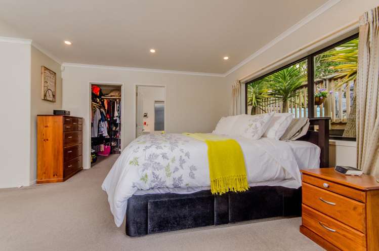 4 Caffreys Avenue Massey_7