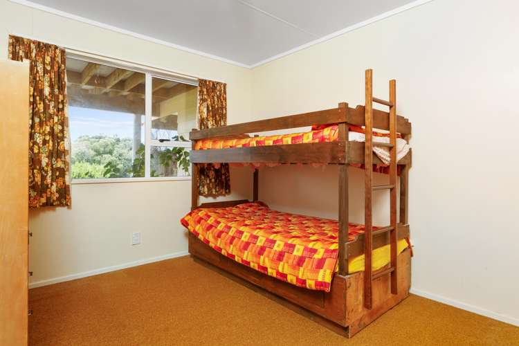 16 Tamarisk Drive Riversdale Beach_12