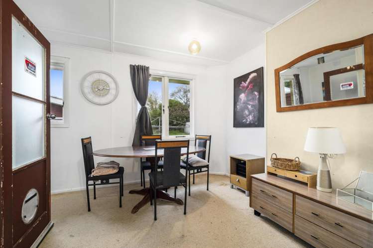 154 Clayton Road Mangakakahi_12