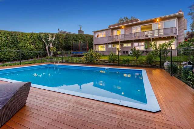 Family Home with Pool & Garden