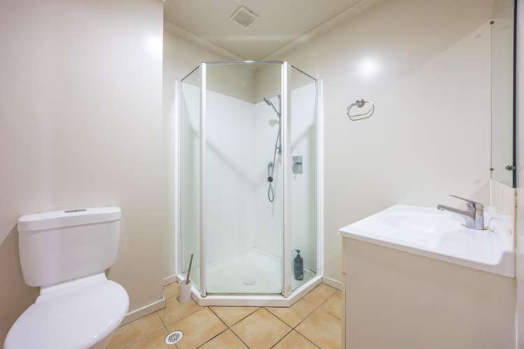 3y/1 Wadier Place Henderson_14