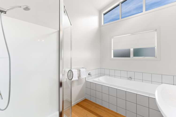 21 Olivers Place Queenstown_18