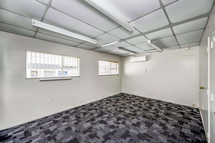 98 Great South Road Papakura_7