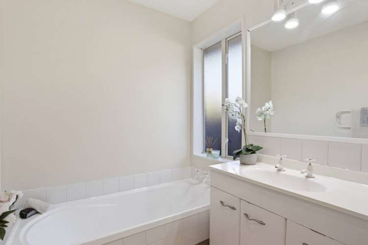 59 Uxbridge Street Redwood_16