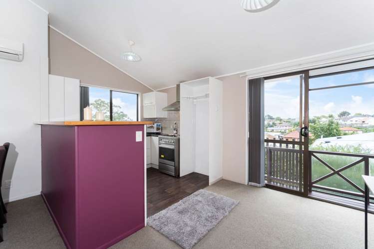 2/577 Richardson Road Mount Roskill_15