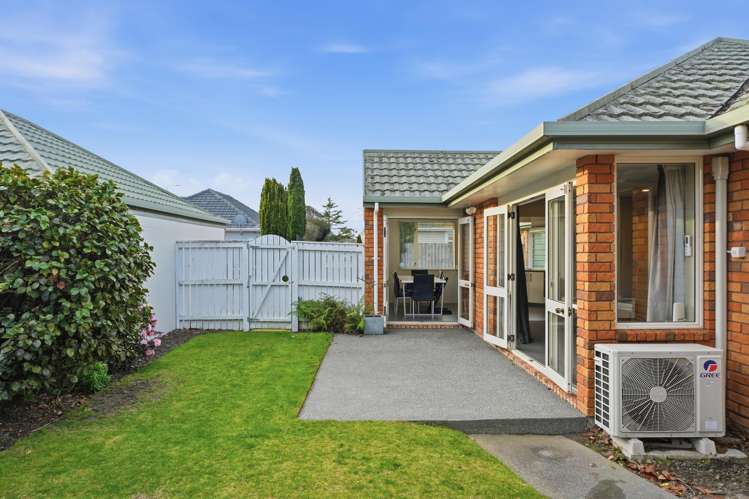 2/294 Travis Road New Brighton_18
