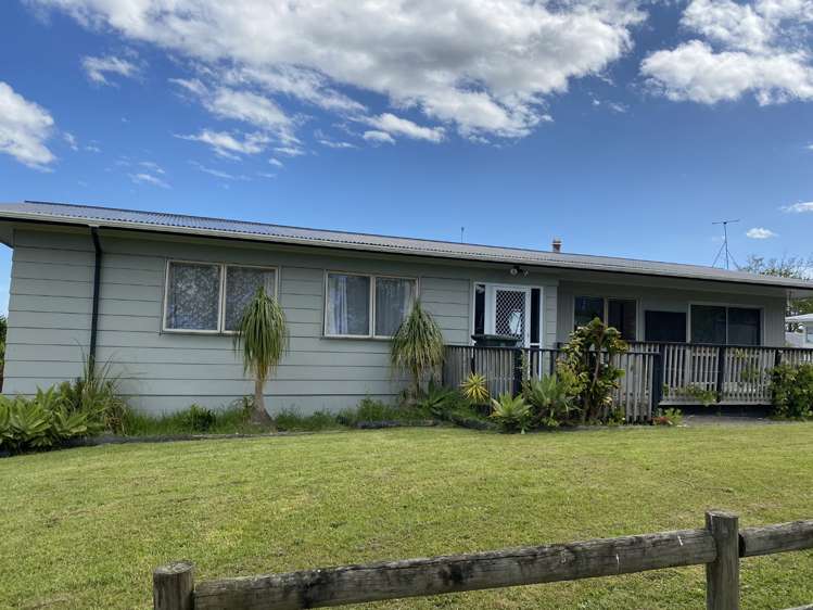 4 Montague Place Onerahi_1