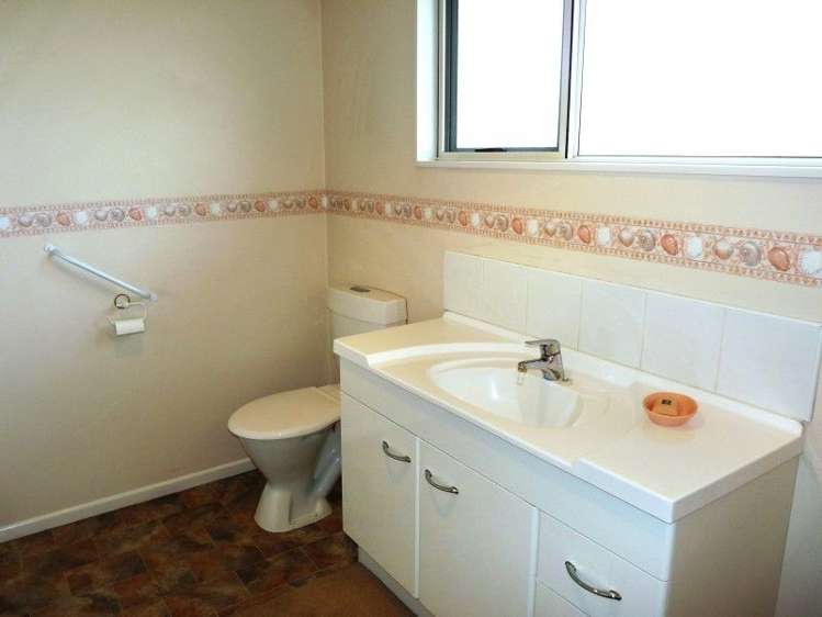 3 Otia Drive Richmond_9