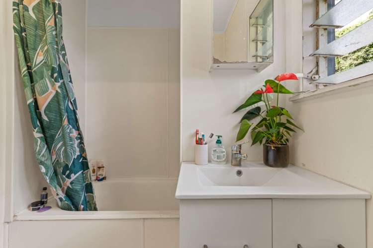 23b Hunt Crescent Hillcrest_9