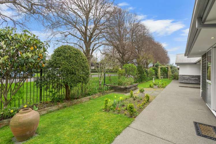 4 Levinge Lane Hillmorton_26