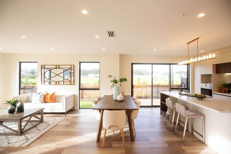 13 Resnik Crescent Huapai_5